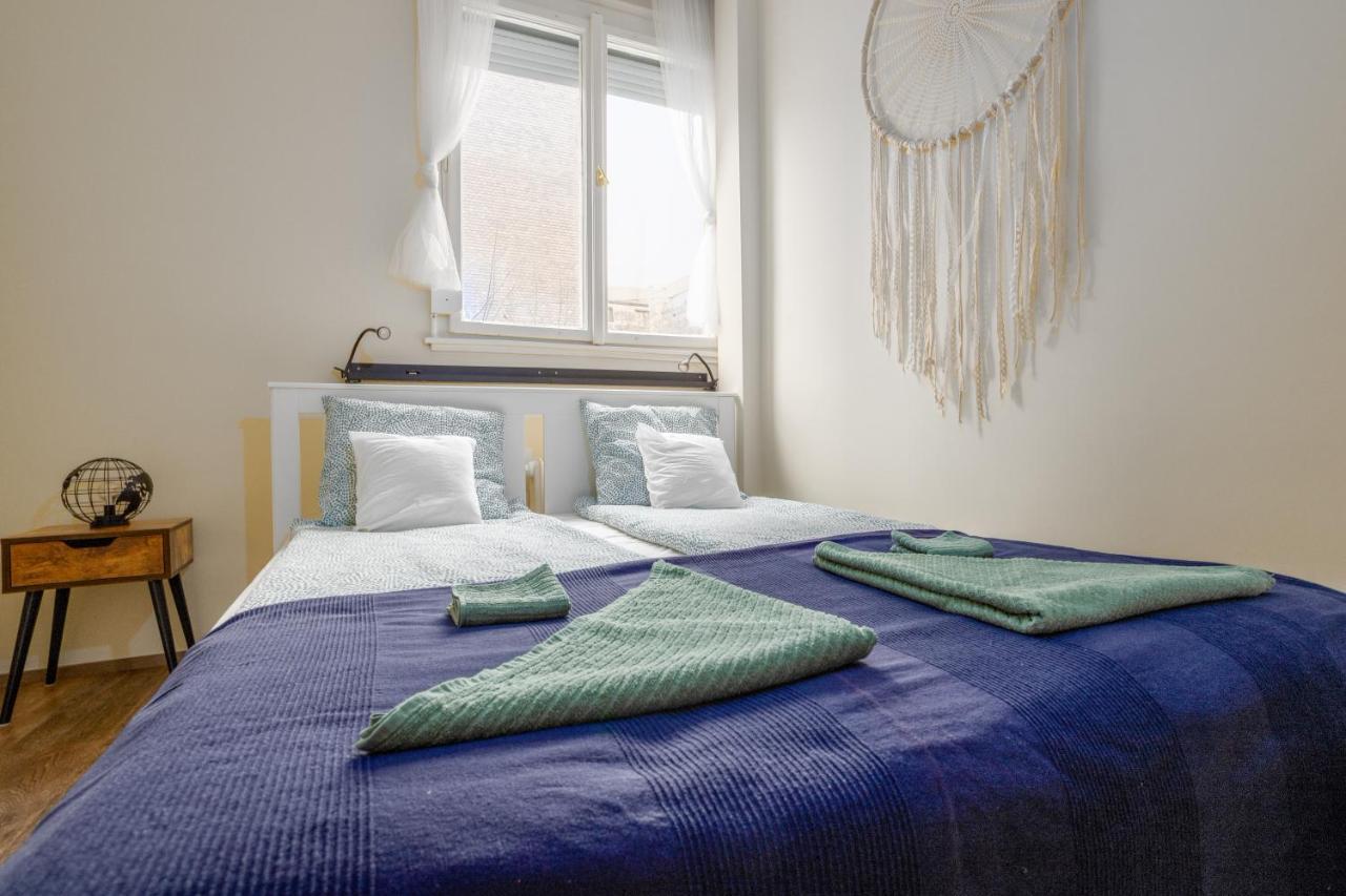 Golden Hour Apartment ブダペスト エクステリア 写真