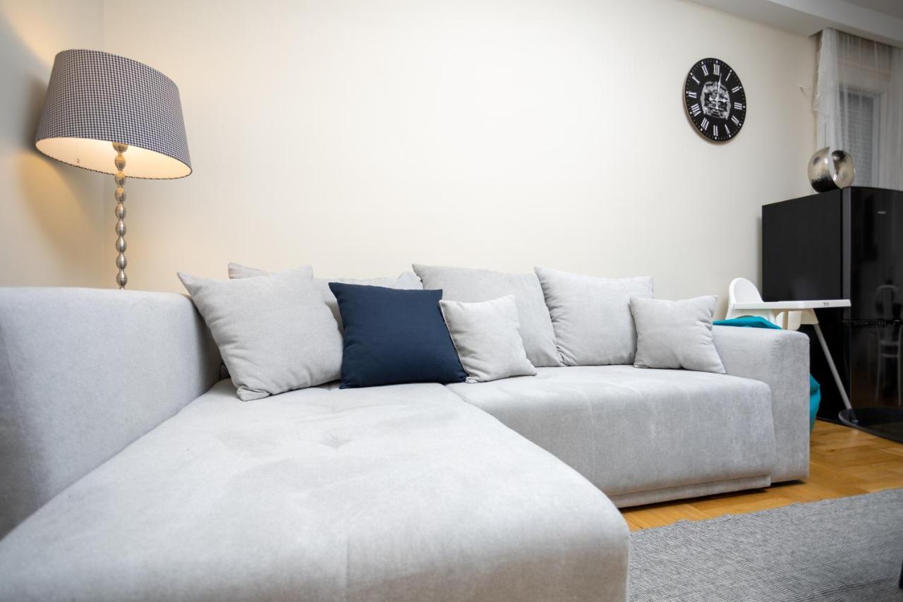 Golden Hour Apartment ブダペスト エクステリア 写真